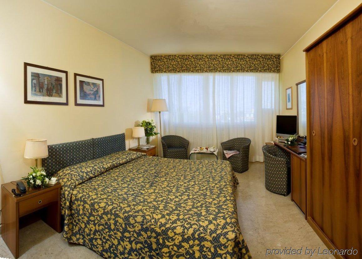 Hotel Savoy 4*