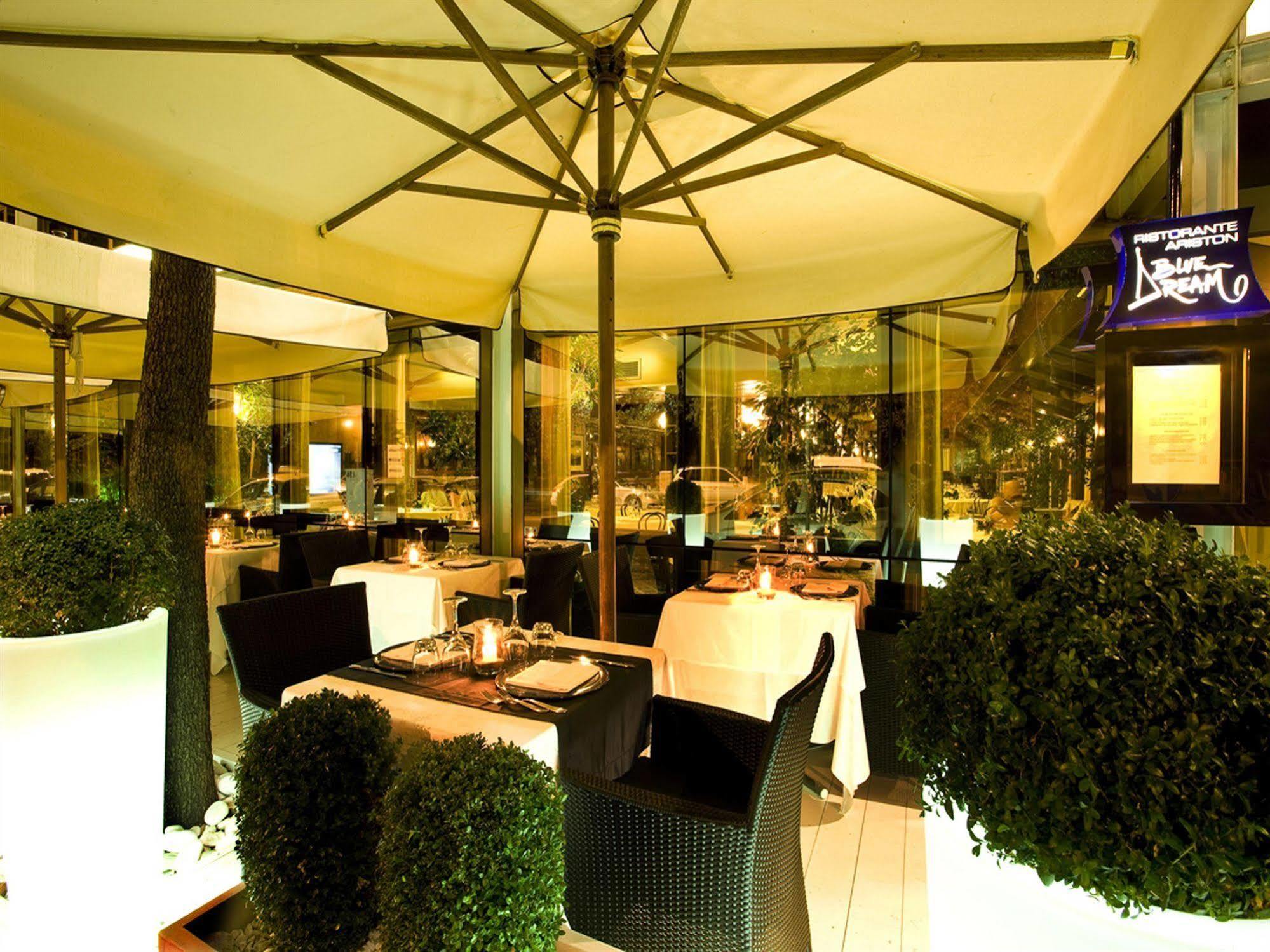 Savoy 4*