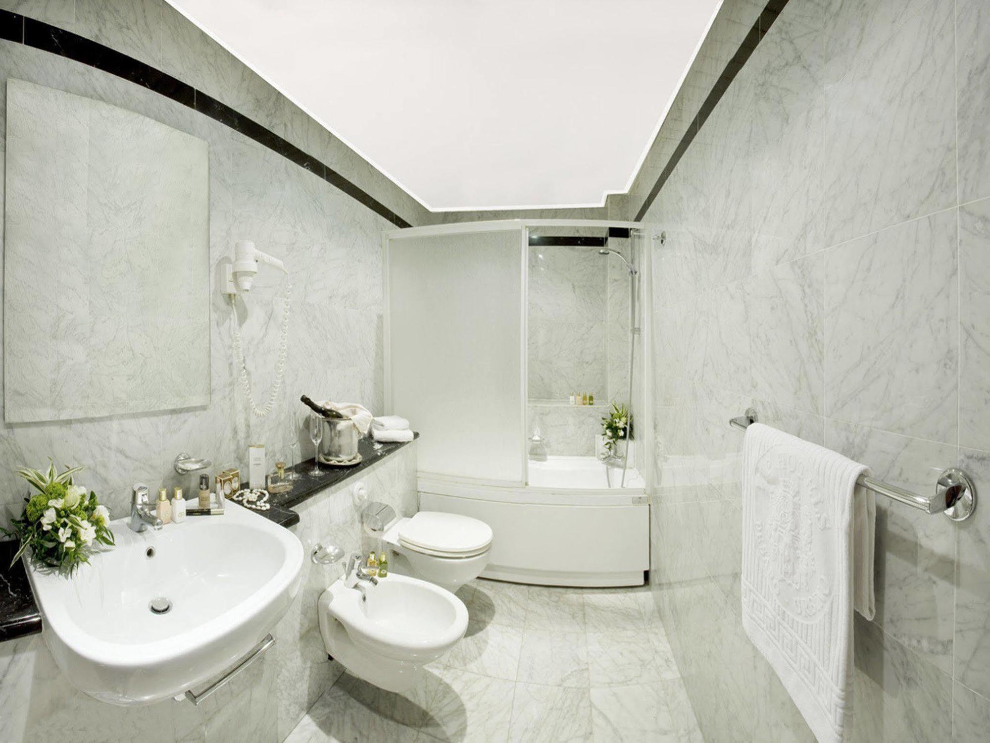 Hotel Savoy 4*