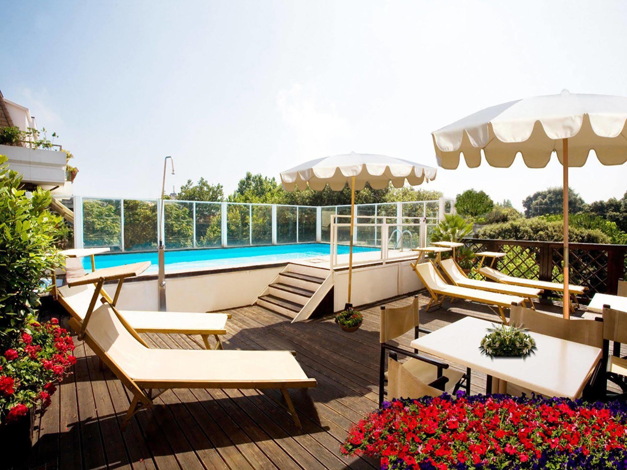 Savoy Hotel 4*